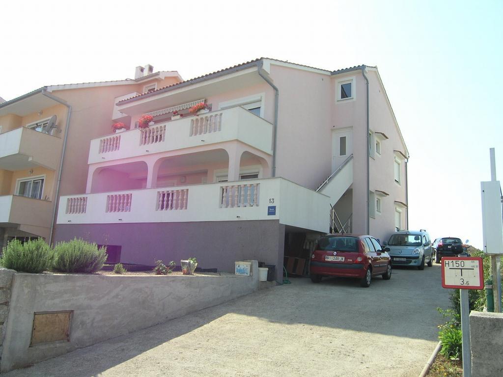 Zahija Apartment 克尔克 客房 照片